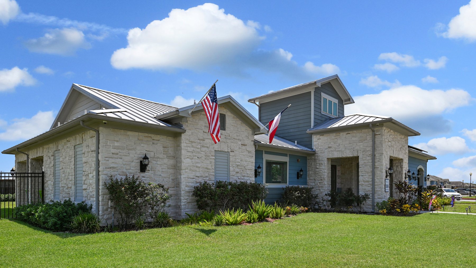 Leasing information for Twin Oaks