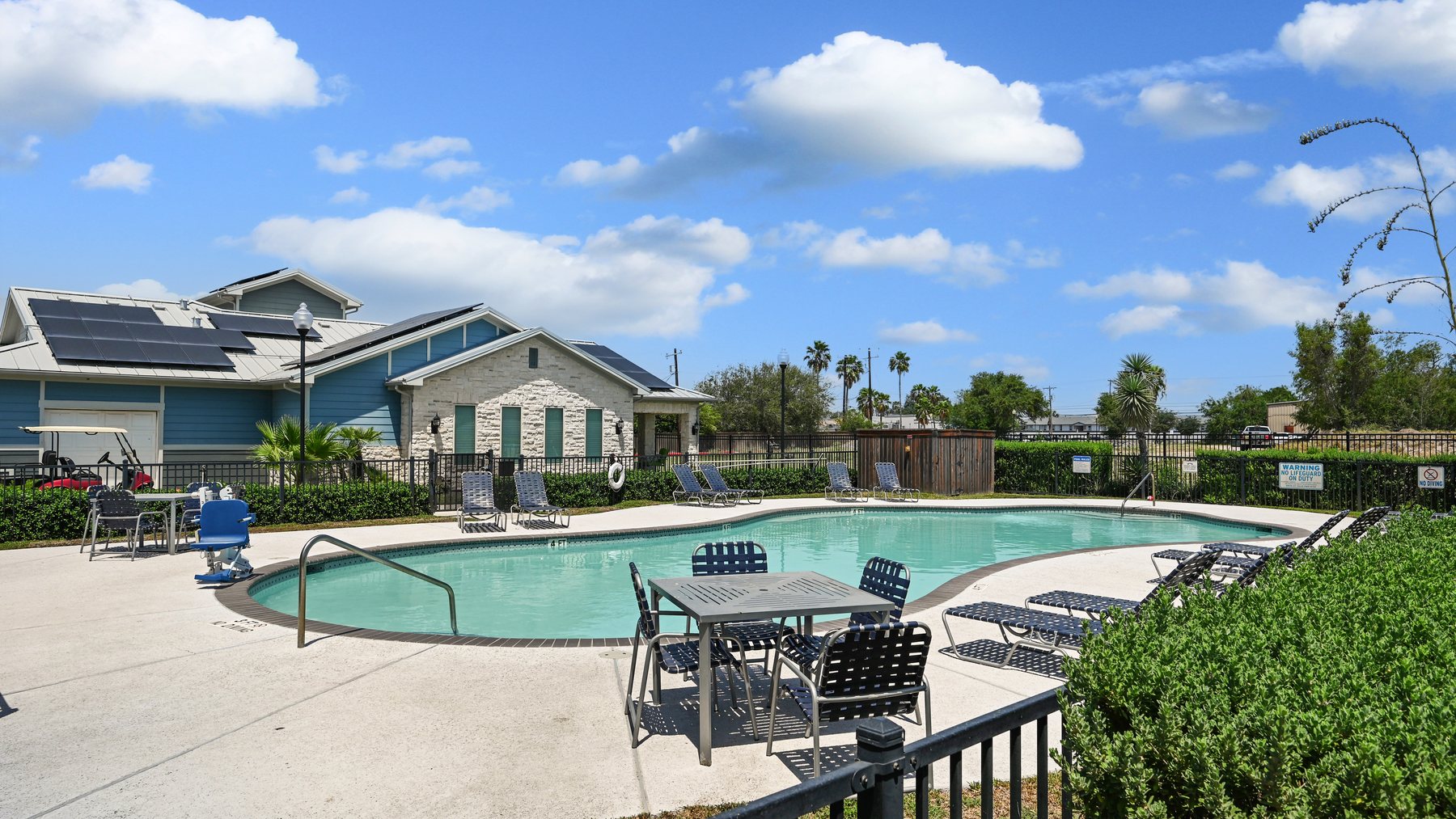 Twin Oaks community